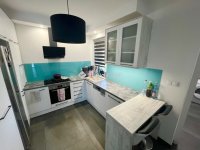 Eladó családi ház, Kőszárhegyen 132.99 M Ft, 5 szobás