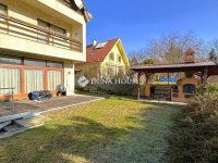 Eladó családi ház, II. kerületben 240 M Ft, 9 szobás