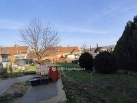 Eladó ikerház, Ajkán 65 M Ft, 2 szobás / költözzbe.hu