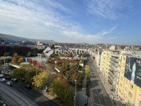 Eladó téglalakás, II. kerületben 320 M Ft, 10 szobás