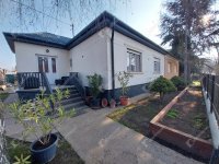 Eladó ikerház, Székesfehérvárott 74 M Ft, 2+1 szobás