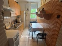 Eladó téglalakás, Tiszafüreden 32 M Ft, 2 szobás