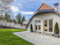 Eladó családi ház, Csobánkán 350 M Ft, 7 szobás