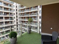 Eladó téglalakás, XIII. kerületben 250.5 M Ft, 4 szobás