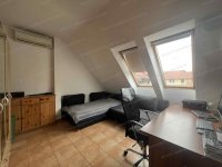 Eladó téglalakás, Tatán 219.9 M Ft, 4 szobás