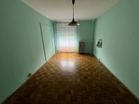 Eladó panellakás, Dunaújvárosban 25.9 M Ft, 1 szobás