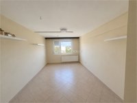 Eladó panellakás, Székesfehérvárott 63 M Ft, 3 szobás