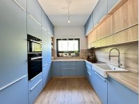 Eladó családi ház, Vácon 169.9 M Ft, 4 szobás