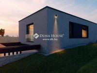 Eladó családi ház, Pécsett 381 M Ft, 4 szobás