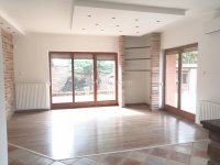 Eladó családi ház, Vecsésen 149.9 M Ft, 4+1 szobás