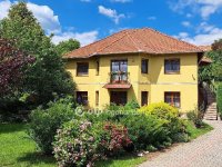 Eladó családi ház, Egerben 239 M Ft, 4 szobás