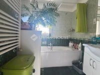 Eladó téglalakás, Üllőn 99.5 M Ft, 4 szobás