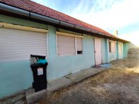 Eladó családi ház, Szekszárdon 15.2 M Ft, 2 szobás