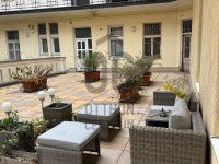 Eladó téglalakás, VI. kerületben 119 M Ft, 3 szobás