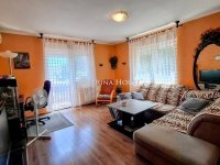 Eladó családi ház, Vácegresen 97.9 M Ft, 5 szobás
