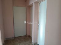 Eladó családi ház, Törtelen 30.9 M Ft, 2 szobás