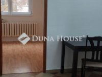 Eladó téglalakás, Székesfehérvárott 59.8 M Ft, 3 szobás