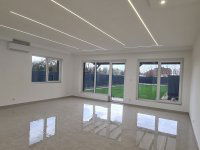 Eladó családi ház, Debrecenben 157 M Ft, 5 szobás