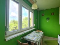 Eladó panellakás, Pécsett 40 M Ft, 2 szobás