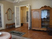 Kiadó családi ház, albérlet, III. kerületben 550 E Ft / hó