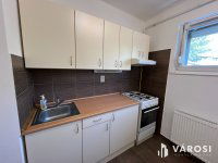 Eladó téglalakás, Debrecenben 99 M Ft, 3 szobás