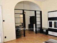 Eladó téglalakás, V. kerületben 86.9 M Ft, 2 szobás