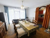 Eladó családi ház, Izsákon 34.5 M Ft, 6 szobás