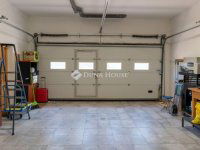 Eladó családi ház, Visegrádon 562.5 M Ft, 4 szobás