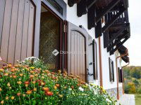 Eladó üzlethelyiség, Bakonybélben 420 M Ft, 12 szobás