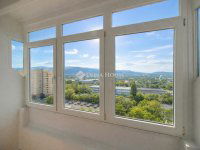 Eladó panellakás, III. kerületben 73.99 M Ft, 3 szobás