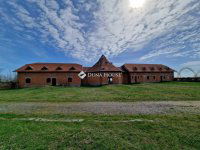 Eladó családi ház, Cegléden 135 M Ft, 1 szobás