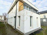 Eladó téglalakás, Siófokon 49.9 M Ft, 2 szobás