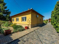 Eladó családi ház, Dunaharasztin 167.9 M Ft, 5 szobás