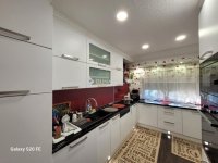 Eladó családi ház, Vecsésen 199 M Ft, 5 szobás