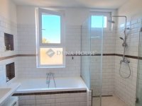 Eladó téglalakás, Kecskeméten 86 M Ft, 4 szobás