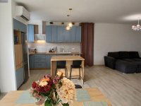 Eladó családi ház, Velencén 169 M Ft, 5 szobás