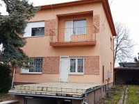 Eladó családi ház