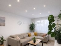 Eladó panellakás, Szegeden 62.9 M Ft, 3 szobás