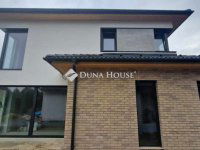 Eladó családi ház, Szegeden 231.874 M Ft, 5 szobás