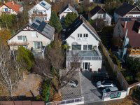 Eladó családi ház, Törökbálinton 319 M Ft, 8 szobás