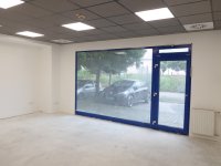 Kiadó üzlethelyiség, Pécsett, Nyírfa utcában 314 E Ft / hó