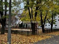 Eladó panellakás, Pécsett 49 M Ft, 3 szobás