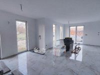 Eladó családi ház, Gyenesdiáson 135 M Ft, 4 szobás