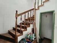 Eladó családi ház, Pécsett 150 M Ft, 6 szobás