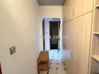 Eladó panellakás, Pécsett 49.99 M Ft, 3 szobás
