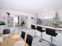 Eladó családi ház, Tasson 85 M Ft, 4 szobás