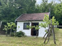 Eladó családi ház, Szekszárdon 8.3 M Ft, 1 szobás