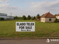 Eladó telek