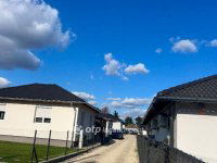 Eladó családi ház, Szigetszentmiklóson 99.9 M Ft, 5 szobás