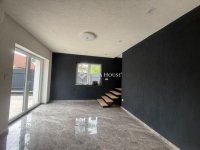 Eladó családi ház, Vecsésen 97.9 M Ft, 4 szobás